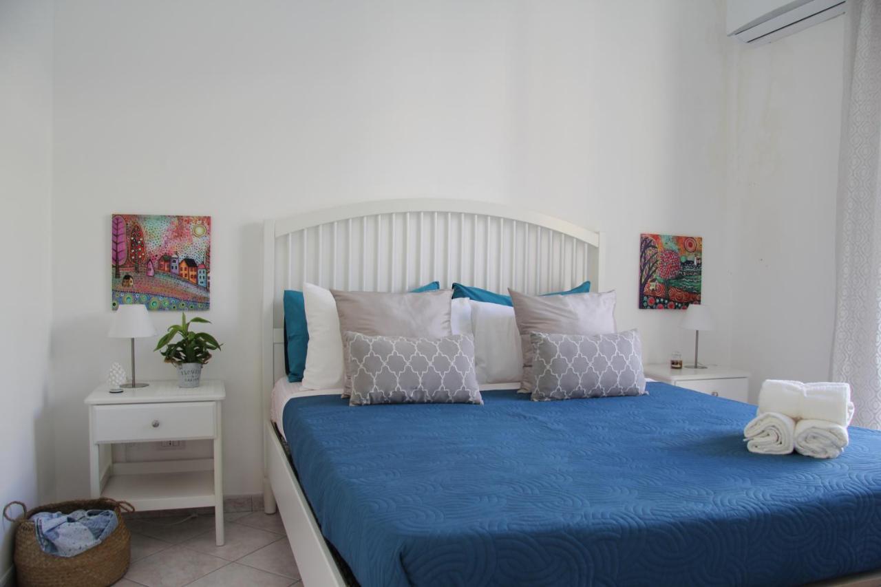 Casa Vacanze Terramare, 550 Mt From The Beach, Close To Ortigia Historic Center Syracuse ภายนอก รูปภาพ